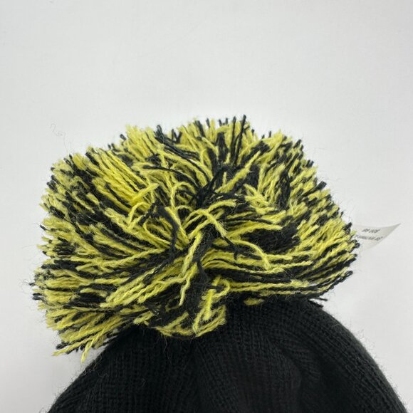 New Era Star Wars Black and Yellow Beanie Hat / New with Tags - Picture 9 of 12